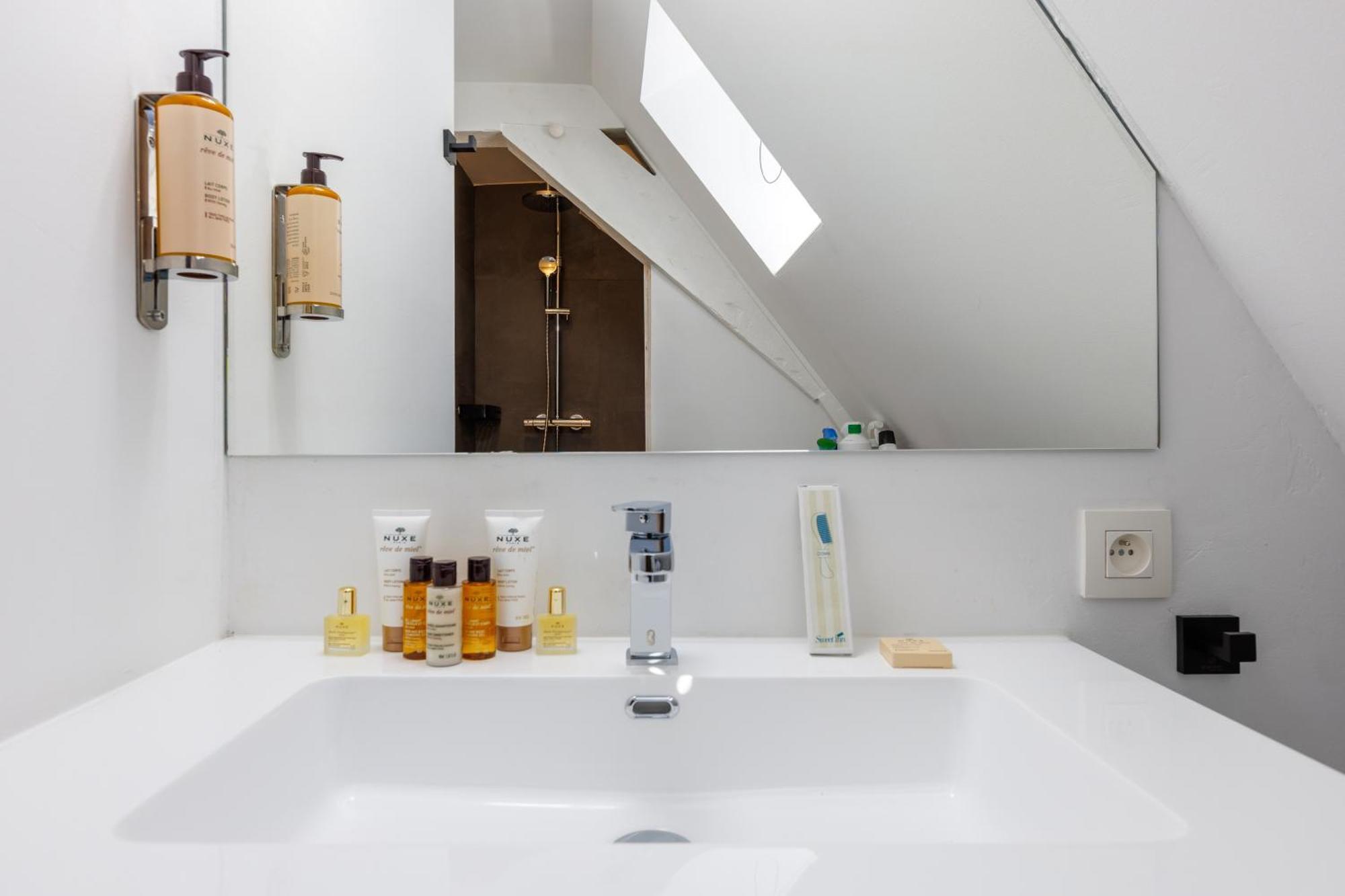Sweett - Rue Des Chartreux Apartment Brussel Bagian luar foto